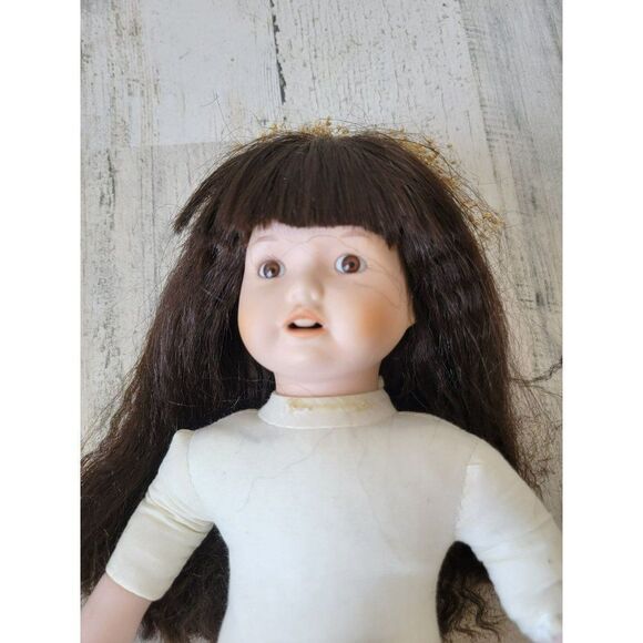 Vintage wind up AS IS girl porcelain doll collectible school girl - Picture 4 of 11